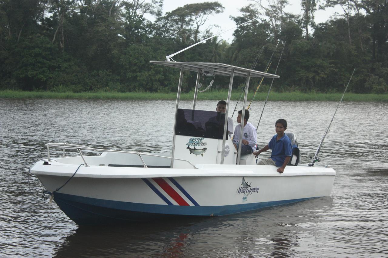 Hotel Vista Al Tortuguero Cariari  Экстерьер фото